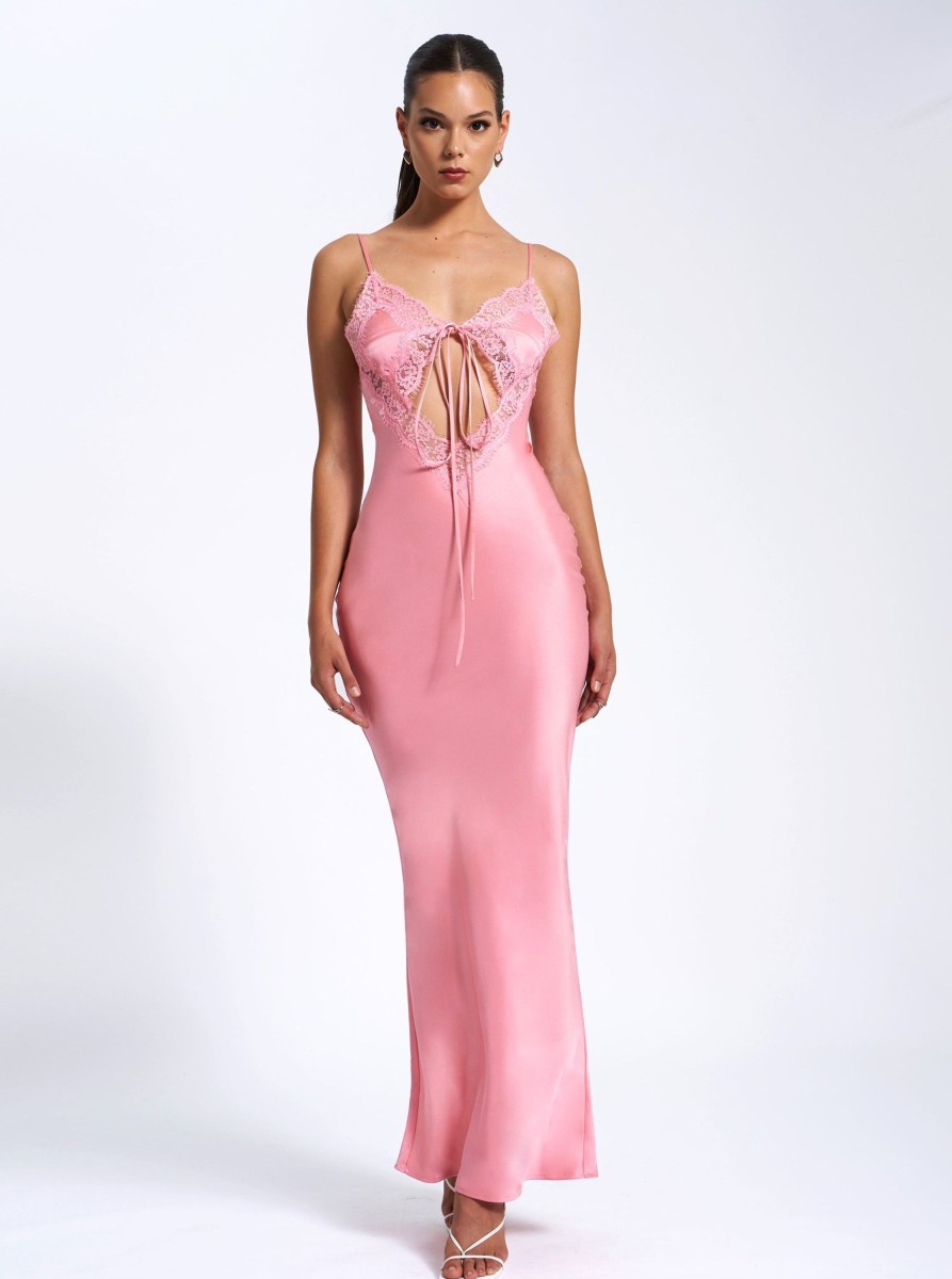 Lace Miss Circle | Zinnia Salmon Pink Satin Lace Maxi Dress